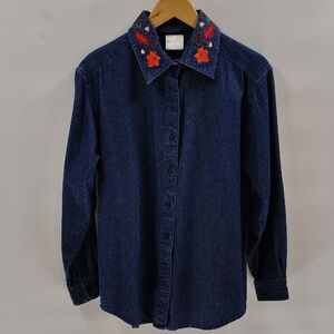 Style Studio Button Up Denim Shirt Size Medium Leaf Detail On Detachable Collar